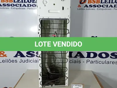 LOTE 283 - 01 BEBEDOURO PARA GARRAFÃO. (NO ESTADO) ATENÇÃO! FAZER A VISITAÇÃO ANTES DE ARREMATAR, NÃO SABEMOS SE FUNCIONA. LEILÃO NÃO TEM GARANTIA E NEM DEVOLUÇÃO, SUJEITO A POSSÍVEIS AVARIAS VISÍVEIS/OCULTAS E/OU AUSÊNCIA DE COMPONENTES.