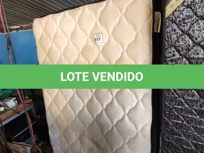 LOTE 077 - 01 MATTRESS QUEEN E 01 BOX QUEEN (BOX CASAL). (NO ESTADO EM QUE SE ENCONTRA. SUJEITO A AVARIAS OCULTAS/VISÍVEIS.) AU1886F/ AV9939C