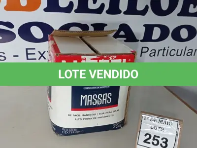 LOTE 253 - 01 CAIXA COM MASSA CORRIDA 20KG MARCA LUZTOL. (NO ESTADO) ATENÇÃO! FAZER A VISITAÇÃO ANTES DE ARREMATAR, NÃO SABEMOS SE FUNCIONA. LEILÃO NÃO TEM GARANTIA E NEM DEVOLUÇÃO, SUJEITO A POSSÍVEIS AVARIAS VISÍVEIS/OCULTAS E/OU AUSÊNCIA DE COMPONENTES.