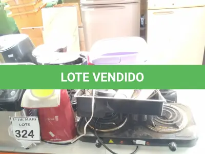LOTE 324 - 01 MÁQUINA DE PÃO, 01 AIR FRYER, CAFETEIRAS COM AVARIAS E DIVERSOS.  (NO ESTADO) ATENÇÃO! FAZER A VISITAÇÃO ANTES DE ARREMATAR, NÃO SABEMOS SE FUNCIONA. LEILÃO NÃO TEM GARANTIA E NEM DEVOLUÇÃO, SUJEITO A POSSÍVEIS AVARIAS VISÍVEIS/OCULTAS E/OU AUSÊNCIA DE COMPONENTES.