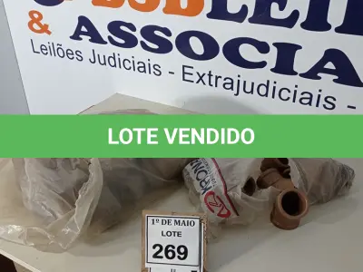 LOTE 269 - 40 UNIDADES DE JOELHOS SOLD 45 KRONA. (NO ESTADO) ATENÇÃO! FAZER A VISITAÇÃO ANTES DE ARREMATAR, NÃO SABEMOS SE FUNCIONA. LEILÃO NÃO TEM GARANTIA E NEM DEVOLUÇÃO, SUJEITO A POSSÍVEIS AVARIAS VISÍVEIS/OCULTAS E/OU AUSÊNCIA DE COMPONENTES.