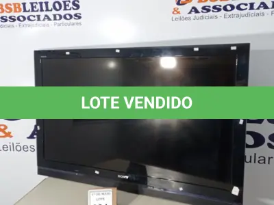 LOTE 284 - 01 TV 46’’ COM AVARIAS MARCA SONY. (NO ESTADO) ATENÇÃO! FAZER A VISITAÇÃO ANTES DE ARREMATAR, NÃO SABEMOS SE FUNCIONA. LEILÃO NÃO TEM GARANTIA E NEM DEVOLUÇÃO, SUJEITO A POSSÍVEIS AVARIAS VISÍVEIS/OCULTAS E/OU AUSÊNCIA DE COMPONENTES.