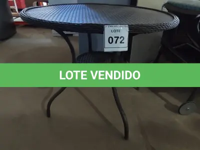 LOTE 072 - 01 MESA DE JARDIM.  (NO ESTADO EM QUE SE ENCONTRA. SUJEITO A AVARIAS OCULTAS/VISÍVEIS.) AV9334C