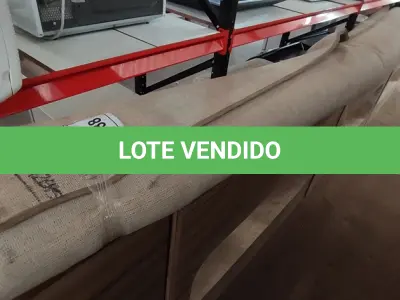 LOTE 038 - 01 RUG (TAPETE). (NO ESTADO EM QUE SE ENCONTRA. SUJEITO A AVARIAS OCULTAS/VISÍVEIS.) AU2115B