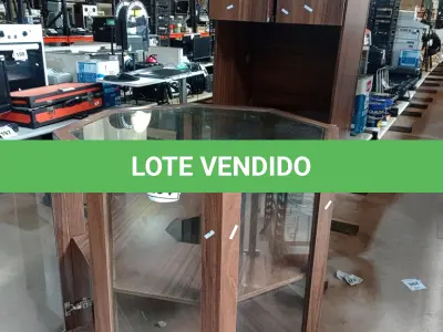 LOTE 294 - 01 BALCÃO E 01 EXPOSITOR.  (NOVO)(NO ESTADO) ATENÇÃO! FAZER A VISITAÇÃO ANTES DE ARREMATAR, NÃO SABEMOS SE FUNCIONA. LEILÃO NÃO TEM GARANTIA E NEM DEVOLUÇÃO, SUJEITO A POSSÍVEIS AVARIAS VISÍVEIS/OCULTAS E/OU AUSÊNCIA DE COMPONENTES.