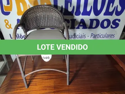 LOTE 046 - 01 CADEIRA JARDIM.  (NO ESTADO EM QUE SE ENCONTRA. SUJEITO A AVARIAS OCULTAS/VISÍVEIS.)  AV9974N