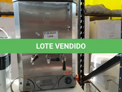 LOTE 329 - 01 CAFETEIRA ELÉTRICA SEMI INDUSTRIAL EM INOX. (NO ESTADO) ATENÇÃO! FAZER A VISITAÇÃO ANTES DE ARREMATAR, NÃO SABEMOS SE FUNCIONA. LEILÃO NÃO TEM GARANTIA E NEM DEVOLUÇÃO, SUJEITO A POSSÍVEIS AVARIAS VISÍVEIS/OCULTAS E/OU AUSÊNCIA DE COMPONENTES.
