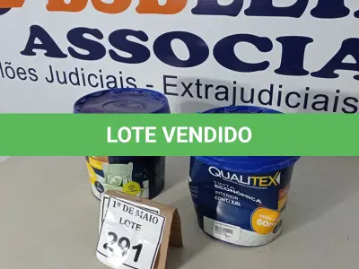 LOTE 291 - 02 GALÕES DE TINTA PARA INTERIORES DE 3,6L, SENDO 01 AMARELO SOL E 01 VERMELHO GUARANÁ MARCA QUALITEX. (NOVO) (NO ESTADO) ATENÇÃO! FAZER A VISITAÇÃO ANTES DE ARREMATAR, NÃO SABEMOS SE FUNCIONA. LEILÃO NÃO TEM GARANTIA E NEM DEVOLUÇÃO, SUJEITO A POSSÍVEIS AVARIAS VISÍVEIS/OCULTAS E/OU AUSÊNCIA DE COMPONENTES.