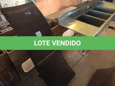 LOTE 252 - 01 CADEIRA DE JARDIM (ESPREGUIÇADEIRA). (NO ESTADO EM QUE SE ENCONTRA. SUJEITO A AVARIAS OCULTAS/VISÍVEIS.)  BH1589G
