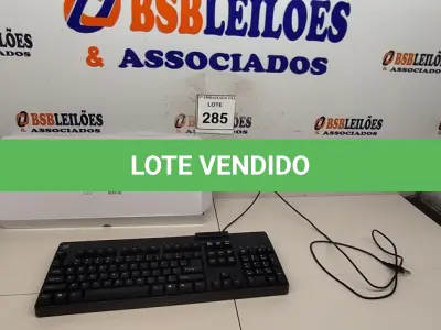 LOTE 285 - 01 TECLADO PARA COMPUTADORE. (NO ESTADO EM QUE SE ENCONTRA. SUJEITO A AVARIAS OCULTAS/VISÍVEIS.)