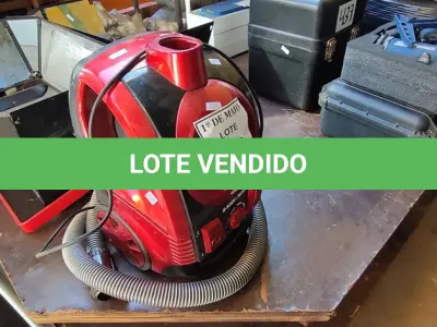 LOTE 438 - 01 ASPIRADOR DE PÓ MARCA BLACK E DECKER. (NO ESTADO) ATENÇÃO! FAZER A VISITAÇÃO ANTES DE ARREMATAR, NÃO SABEMOS SE FUNCIONA. LEILÃO NÃO TEM GARANTIA E NEM DEVOLUÇÃO, SUJEITO A POSSÍVEIS AVARIAS VISÍVEIS/OCULTAS E/OU AUSÊNCIA DE COMPONENTES.