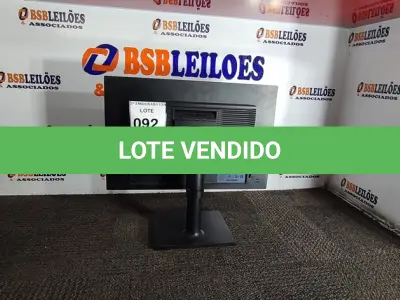 LOTE 092 - 01 MONITOR SAMSUNG. (NO ESTADO EM QUE SE ENCONTRA. SUJEITO A AVARIAS OCULTAS/VISÍVEIS.) AV9768Y