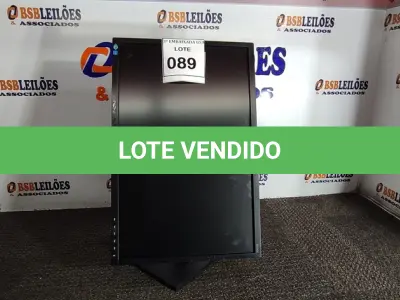 LOTE 089 - 01 MONITOR SAMSUNG. (NO ESTADO EM QUE SE ENCONTRA. SUJEITO A AVARIAS OCULTAS/VISÍVEIS.) AV9769A