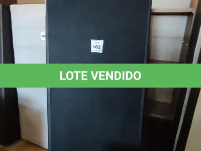 LOTE 162 - 01 BASE DE CAMA BOX SOLTEIRO. (NO ESTADO EM QUE SE ENCONTRA. SUJEITO A AVARIAS OCULTAS/VISÍVEIS.)