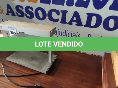 LOTE 205 - 01 ESTAÇÃO DE AQUECIMENTO DE COMIDA. (NO ESTADO EM QUE SE ENCONTRA. SUJEITO A AVARIAS OCULTAS/VISÍVEIS.) AV9451J