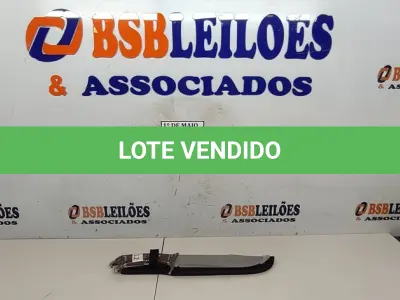LOTE 070 - 01 FACA IMPORTADA AÇO INOXIDÁVEL CABO EM MADEIRA COM POMO CABEÇA DE ONÇA FULL TANG BAINHA DE NYLON TAMANHO TOTAL 34CM PESO 342G JÁ AFIADA  (NOVO) (NO ESTADO) ATENÇÃO! FAZER A VISITAÇÃO ANTES DE ARREMATAR, NÃO SABEMOS SE FUNCIONA. LEILÃO NÃO TEM GARANTIA E NEM DEVOLUÇÃO, SUJEITO A POSSÍVEIS AVARIAS VISÍVEIS/OCULTAS E/OU AUSÊNCIA DE COMPONENTES.     