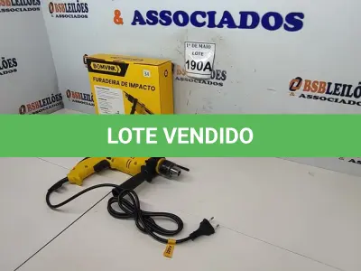 LOTE 190 - 01 FURADEIRA DE IMPACTO 220V 500W ACESSÓRIOS RÉGUA DE POSICIONAMENTO CHAVE E ALÇA  (NOVO) (NO ESTADO) ATENÇÃO! FAZER A VISITAÇÃO ANTES DE ARREMATAR, NÃO SABEMOS SE FUNCIONA. LEILÃO NÃO TEM GARANTIA E NEM DEVOLUÇÃO, SUJEITO A POSSÍVEIS AVARIAS VISÍVEIS/OCULTAS E/OU AUSÊNCIA DE COMPONENTES.