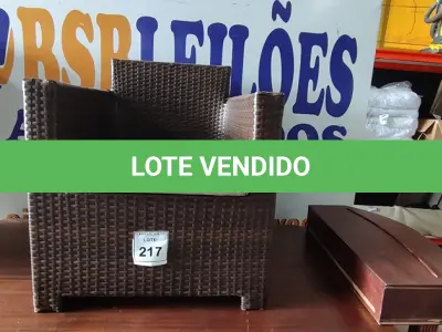 LOTE 217 - 01 CADEIRA DE JARDIM. (NO ESTADO EM QUE SE ENCONTRA. SUJEITO A AVARIAS OCULTAS/VISÍVEIS.) BH1552G