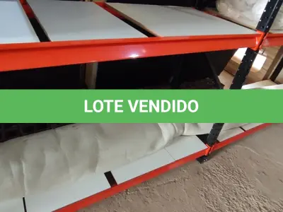 LOTE 227 - 01 RUG (TAPETE). (NO ESTADO EM QUE SE ENCONTRA. SUJEITO A AVARIAS OCULTAS/VISÍVEIS.) AU2325F
