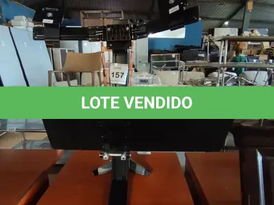 LOTE 157 - 01 VARIDESK. (NO ESTADO EM QUE SE ENCONTRA. SUJEITO A AVARIAS OCULTAS/VISÍVEIS.)