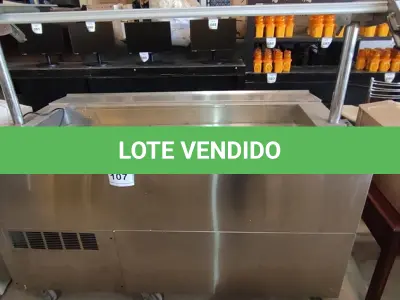 LOTE 107 - 01 BALCÃO REFRIGERADO COM RODINHAS. (PISTA FRIA) (NO ESTADO EM QUE SE ENCONTRA. SUJEITO A AVARIAS OCULTAS/VISÍVEIS.) AV9729K