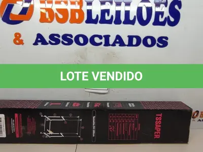 LOTE 240 - 01 ARARA DUPLA MONTÁVEL AÇO INOX SUPORTA 30KL 4 PÉS COM RODINHAS POSSUEM TRAVAS TAMANHO A1.60CM L 0,94CM  (NOVO) (NO ESTADO) ATENÇÃO! FAZER A VISITAÇÃO ANTES DE ARREMATAR, NÃO SABEMOS SE FUNCIONA. LEILÃO NÃO TEM GARANTIA E NEM DEVOLUÇÃO, SUJEITO A POSSÍVEIS AVARIAS VISÍVEIS/OCULTAS E/OU AUSÊNCIA DE COMPONENTES.