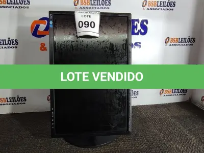 LOTE 090 - 01 MONITOR SAMSUNG. (NO ESTADO EM QUE SE ENCONTRA. SUJEITO A AVARIAS OCULTAS/VISÍVEIS.) AV9559B