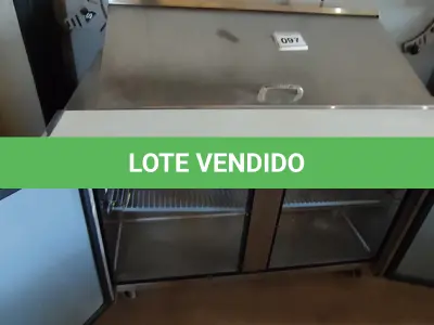 LOTE 097 - 01 BALCÃO REFRIGERADO COM CUBAS 110V. (NO ESTADO EM QUE SE ENCONTRA. SUJEITO A AVARIAS OCULTAS/VISÍVEIS.)
