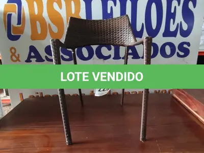 LOTE 229 - 01 CADEIRA DE JARDIM. (NO ESTADO EM QUE SE ENCONTRA. SUJEITO A AVARIAS OCULTAS/VISÍVEIS.) BH1551S