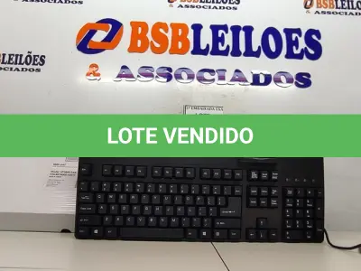 LOTE 285 - 01 TECLADO PARA COMPUTADORE. (NO ESTADO EM QUE SE ENCONTRA. SUJEITO A AVARIAS OCULTAS/VISÍVEIS.)