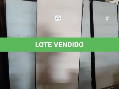 LOTE 126 - 01 BASE DE CAMA BOX SOLTEIRO. (NO ESTADO EM QUE SE ENCONTRA. SUJEITO A AVARIAS OCULTAS/VISÍVEIS.) 