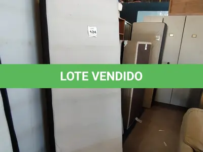 LOTE 124 - 02 BASES DE CAMA BOX CASAL. (NO ESTADO EM QUE SE ENCONTRA. SUJEITO A AVARIAS OCULTAS/VISÍVEIS.) 