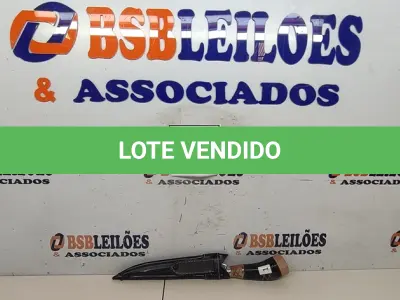 LOTE 005 - 01 FACA ARTESANAL AÇO INOX CABO DE CHIFRE BAINHA DE COURO LEGITIMO TAMANHO TOTAL 34CM PESO 290G JÁ AFIADA (NOVO) (NO ESTADO) ATENÇÃO! FAZER A VISITAÇÃO ANTES DE ARREMATAR, NÃO SABEMOS SE FUNCIONA. LEILÃO NÃO TEM GARANTIA E NEM DEVOLUÇÃO, SUJEITO A POSSÍVEIS AVARIAS VISÍVEIS/OCULTAS E/OU AUSÊNCIA DE COMPONENTES.