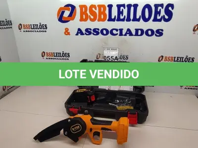 LOTE 055 - 01 MINI MOTO SERRA PORTÁTIL 48V 6 POLEGADAS DE LÂMINA COM MALETA CARREGADOR E CHAVE FENDA  (NOVO) (NO ESTADO) ATENÇÃO! FAZER A VISITAÇÃO ANTES DE ARREMATAR, NÃO SABEMOS SE FUNCIONA. LEILÃO NÃO TEM GARANTIA E NEM DEVOLUÇÃO, SUJEITO A POSSÍVEIS AVARIAS VISÍVEIS/OCULTAS E/OU AUSÊNCIA DE COMPONENTES.