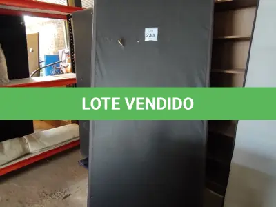 LOTE 233 - 01 BASE DE CAMA BOX SOLTEIRO. (NO ESTADO EM QUE SE ENCONTRA. SUJEITO A AVARIAS OCULTAS/VISÍVEIS.)