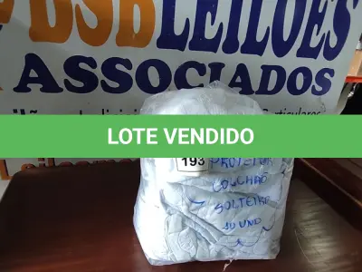 LOTE 193 - 10 PROTETORES DE COLCHÃO DE SOLTEIRO. (NO ESTADO EM QUE SE ENCONTRA. SUJEITO A AVARIAS OCULTAS/VISÍVEIS.)