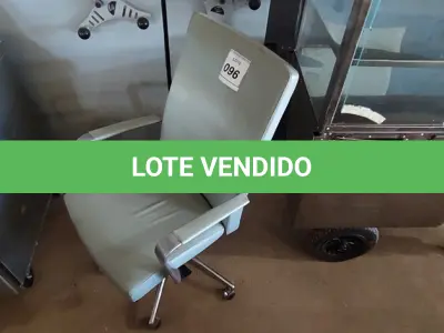 LOTE 096 - 01 CADEIRA PARA ESCRITÓRIO GIRATÓRIA. (NO ESTADO EM QUE SE ENCONTRA. SUJEITO A AVARIAS OCULTAS/VISÍVEIS.)