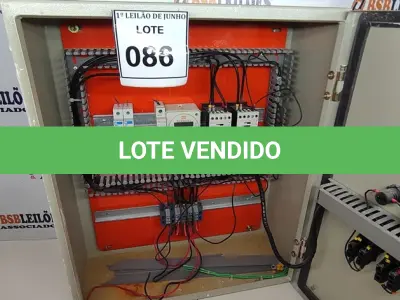 LOTE 086 - 01 QUADRO ELÉTRICO. (NO ESTADO) ATENÇÃO! FAZER A VISITAÇÃO O ANTES DE ARREMATAR, NÃO SABEMOS SE FUNCIONA, LEILÃO NÃO TEM GARANTIA E NEM DEVOLUÇÃO, SUJEITO A POSSÍVEIS AVARIAS VISÍVEIS/OCULTAS E/OU AUSÊNCIA DE COMPONENTES.