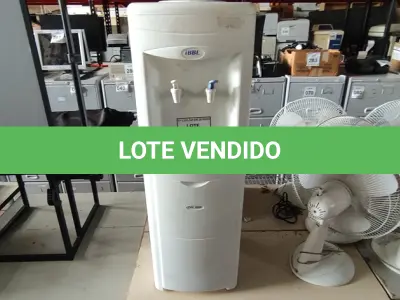LOTE 257 - 01 BEBEDOURO PARA GARRAFÃO MARCA IBBL E 01 CLIMATIZADOR DE AR MARCA CONSUL. (NO ESTADO) ATENÇÃO! FAZER A VISITAÇÃO ANTES DE ARREMATAR, NÃO SABEMOS SE FUNCIONA, LEILÃO NÃO TEM GARANTIA E NEM DEVOLUÇÃO, SUJEITO A POSSÍVEIS AVARIAS VISÍVEIS/OCULTAS E/OU AUSÊNCIA DE COMPONENTES.