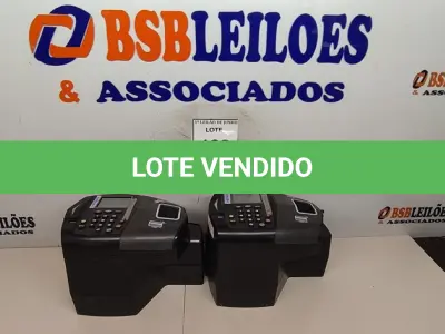 LOTE 109 - 02 RELÓGIOS DE PONTO. (NO ESTADO) ATENÇÃO! FAZER A VISITAÇÃO ANTES DE ARREMATAR, NÃO SABEMOS SE FUNCIONA, LEILÃO NÃO TEM GARANTIA E NEM DEVOLUÇÃO, SUJEITO A POSSÍVEIS AVARIAS VISÍVEIS/OCULTAS E/OU AUSÊNCIA DE COMPONENTES.
