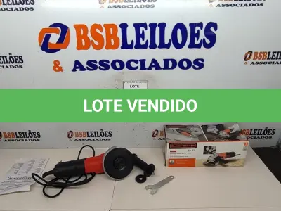 LOTE 054 - 01 ESMERILADORA ANGULAR DE 4-1/2’’ (115MM) 650W MARCA BLACK+DECKER. (NO ESTADO) ATENÇÃO! FAZER A VISITAÇÃO ANTES DE ARREMATAR, NÃO SABEMOS SE FUNCIONA, LEILÃO NÃO TEM GARANTIA E NEM DEVOLUÇÃO, SUJEITO A POSSÍVEIS AVARIAS VISÍVEIS/OCULTAS E/OU AUSÊNCIA DE COMPONENTES.