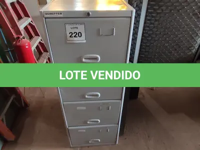LOTE 220 - 01 ARQUIVO DE AÇO 04 GAVETAS. (NO ESTADO) ATENÇÃO! FAZER A VISITAÇÃO ANTES DE ARREMATAR, NÃO SABEMOS SE FUNCIONA, LEILÃO NÃO TEM GARANTIA E NEM DEVOLUÇÃO, SUJEITO A POSSÍVEIS AVARIAS VISÍVEIS/OCULTAS E/OU AUSÊNCIA DE COMPONENTES.