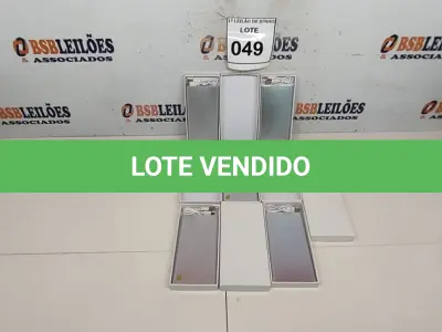 LOTE 049 - 05 BATERIAS METÁLICAS. (NO ESTADO) ATENÇÃO! FAZER A VISITAÇÃO ANTES DE ARREMATAR, NÃO SABEMOS SE FUNCIONA, LEILÃO NÃO TEM GARANTIA E NEM DEVOLUÇÃO, SUJEITO A POSSÍVEIS AVARIAS VISÍVEIS/OCULTAS E/OU AUSÊNCIA DE COMPONENTES.