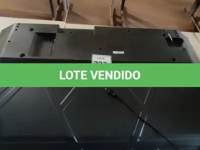 LOTE 227 - 01 TV SMART 4K LED 55’’ MARCA PHILCO COM AVARIAS. (NO ESTADO) ATENÇÃO! FAZER A VISITAÇÃO ANTES DE ARREMATAR, NÃO SABEMOS SE FUNCIONA, LEILÃO NÃO TEM GARANTIA E NEM DEVOLUÇÃO, SUJEITO A POSSÍVEIS AVARIAS VISÍVEIS/OCULTAS E/OU AUSÊNCIA DE COMPONENTES.