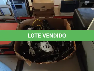 LOTE 176 - 01 LOTE COM CABOS DE CONEXÃO DIVERSOS. (NO ESTADO) ATENÇÃO! FAZER A VISITAÇÃO ANTES DE ARREMATAR, NÃO SABEMOS SE FUNCIONA, LEILÃO NÃO TEM GARANTIA E NEM DEVOLUÇÃO, SUJEITO A POSSÍVEIS AVARIAS VISÍVEIS/OCULTAS E/OU AUSÊNCIA DE COMPONENTES.
