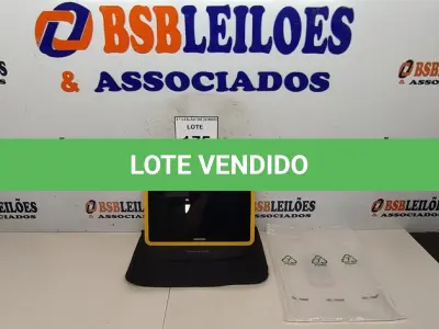 LOTE 175 - 01 TABLET SEM FONTE COM CASE MARCA POSITIVO. (NO ESTADO) ATENÇÃO! FAZER A VISITAÇÃO ANTES DE ARREMATAR, NÃO SABEMOS SE FUNCIONA, LEILÃO NÃO TEM GARANTIA E NEM DEVOLUÇÃO, SUJEITO A POSSÍVEIS AVARIAS VISÍVEIS/OCULTAS E/OU AUSÊNCIA DE COMPONENTES.
