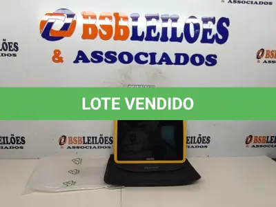 LOTE 115 - 01 TABLET SEM FONTE COM CASE MARCA POSITIVO. (NO ESTADO) ATENÇÃO! FAZER A VISITAÇÃO ANTES DE ARREMATAR, NÃO SABEMOS SE FUNCIONA, LEILÃO NÃO TEM GARANTIA E NEM DEVOLUÇÃO, SUJEITO A POSSÍVEIS AVARIAS VISÍVEIS/OCULTAS E/OU AUSÊNCIA DE COMPONENTES.