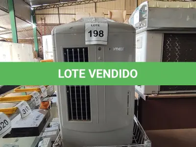 LOTE 198 - 01 CLIMATIZADOR DE AR PORTÁTIL MARCA KOMECO. (NO ESTADO) ATENÇÃO! FAZER A VISITAÇÃO ANTES DE ARREMATAR, NÃO SABEMOS SE FUNCIONA, LEILÃO NÃO TEM GARANTIA E NEM DEVOLUÇÃO, SUJEITO A POSSÍVEIS AVARIAS VISÍVEIS/OCULTAS E/OU AUSÊNCIA DE COMPONENTES.