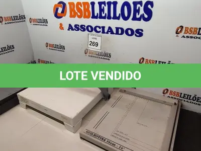 LOTE 269 - 02 CORTADORES DE PAPEL MANUAL 01 ENCADERNADORA. (NO ESTADO) ATENÇÃO! FAZER A VISITAÇÃO ANTES DE ARREMATAR, NÃO SABEMOS SE FUNCIONA, LEILÃO NÃO TEM GARANTIA E NEM DEVOLUÇÃO, SUJEITO A POSSÍVEIS AVARIAS VISÍVEIS/OCULTAS E/OU AUSÊNCIA DE COMPONENTES.