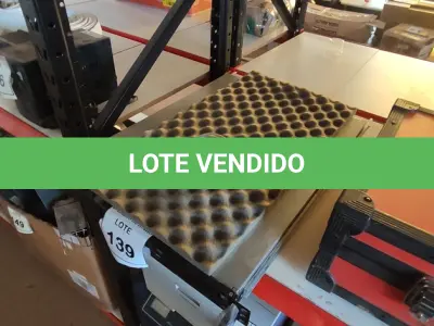 LOTE 139 - 01 SERVIDOR PARA COMPUTADOR. (NO ESTADO) ATENÇÃO! FAZER A VISITAÇÃO ANTES DE ARREMATAR, NÃO SABEMOS SE FUNCIONA, LEILÃO NÃO TEM GARANTIA E NEM DEVOLUÇÃO, SUJEITO A POSSÍVEIS AVARIAS VISÍVEIS/OCULTAS E/OU AUSÊNCIA DE COMPONENTES.